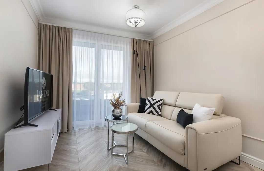 Baltic Residence Bałtycka 2 - by Jantar Apartamenty Kołobrzeg-1